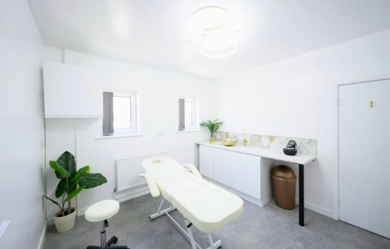 enhance-clinic-rooms-treatment-room
